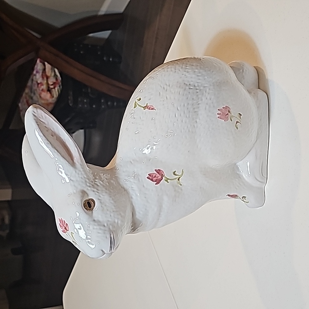 VTG Alcobaca Portugal Large Glazed Hand-painted Ceramic Pink White Sage Rabbit